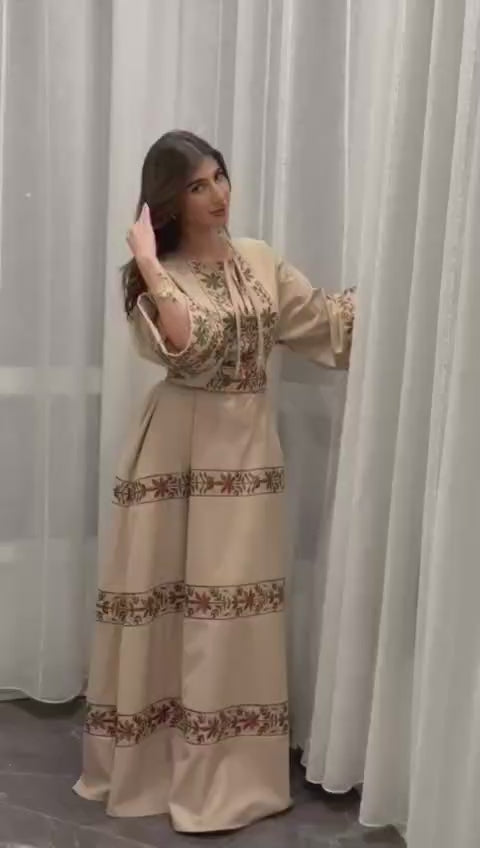 Amasia Dress